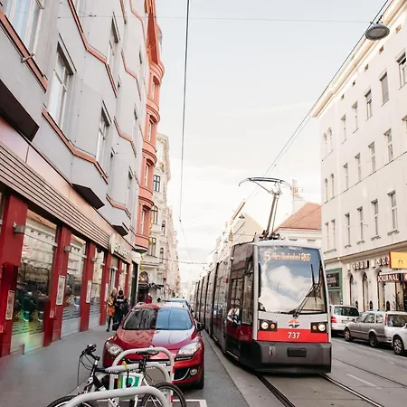 Vienna Boutique - Premium Hostel-3